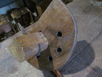 OUTILS ANCIENS , VERDONDAINE A ROUE , 2 TRUSQUINS - Photo 1/4