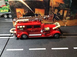 Matchbox Models of Yesteryear Fire Engine Series 1933 Cadillac Fire Wagon FYE03