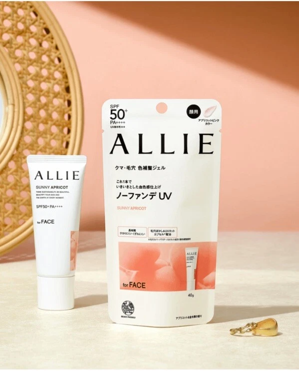 [KANEBO ALLIE] Cronógrafo Belleza Color Afinación UV Soleado Albaricoque FPS50+PA++++ NUEVO Foto 1 de 4