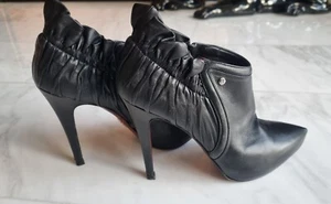 Cesare Paciotti Ancle Boots Stiefelette Leder Lammnappa Schwarz Gr 37,5 wie Neu - Bild 1 von 24