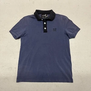 Camisa Polo Raf Simmons Fred Perry Manga Corta Azul Marino Corona de Laurel Bordada 38 - Imagen 1 de 19