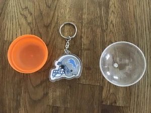 De colección Detroit Lions NFL Casco de Fútbol Logo Gumball Llavero - Imagen 1 de 3