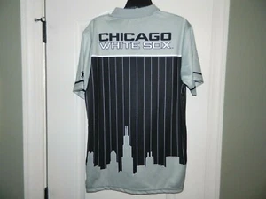 Chicago White Soxs Shirt Size Medium-NWT - Picture 1 of 2