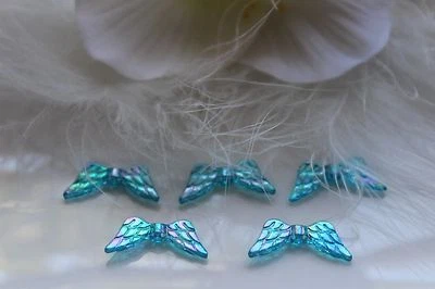 25-50 Acryl Perlen Engel Flügel Engelsflügel Spacer Türkis Grün Blau 20mm DIY - Bild 1 von 4