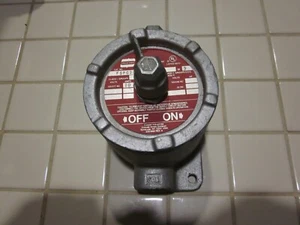 Crouse-Hinds FSPC21 20A Explosion Proof Snap Switch Used - Picture 1 of 9