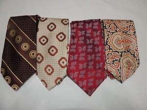 Lot 4 Vintage 1970's Wide Polyester Neckties Ties. - Picture 1 of 9
