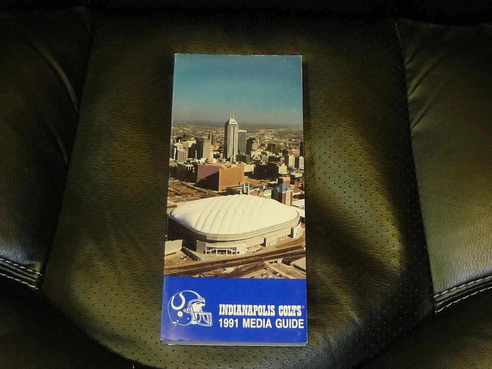 1991 INDIANAPOLIS COLTS FOOTBALL MEDIA GUIDE NEAR MINT - Image 1 of 1