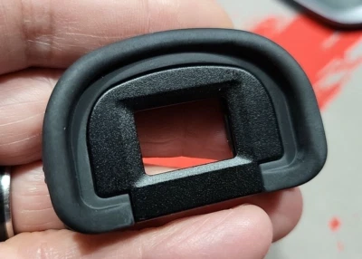 Genuine Canon Eyecup Ec-II - Image 1 of 4