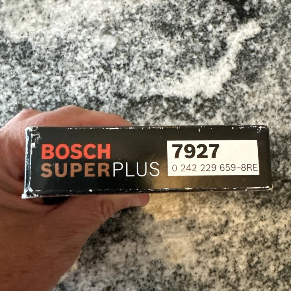 PACK DE 4 BUJÍAS BOSCH SUPER PLUS 7927 Foto 1 de 4