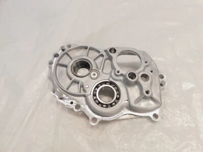 2007 & 2008 Kawasaki Ninja ZX6R ZX600 Transmission Bearing Holder Plate Mount - Imagem 1 de 4