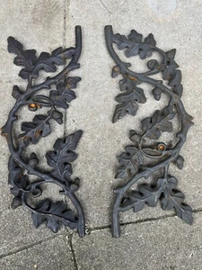 Vintage Cast Iron Oak Leaves and Acorns Garden / Hang Wall Decor - Picture 1 of 15
