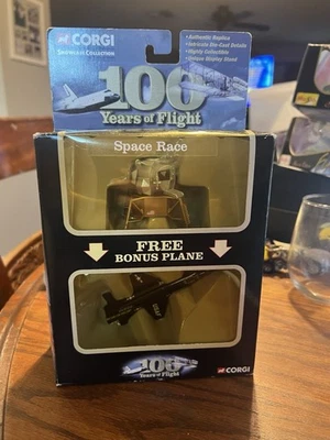 CORGI Showcase Collection 100 Years of Flight Space Race Lunar Module Eagle/X-15 - Image 1 of 4