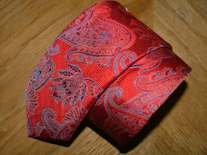 NUEVA CORBATA WT TED BAKER LONDRES 100% SEDA ROJA PAISLEYS #0206 - Imagen 1 de 5