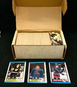 1989-90 O-Pee-Chee~OPC Set completo hockey 1-330 Sakic ~ Leech Rookie - Foto 1 di 2