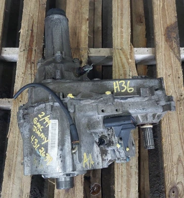1996-2004 Chevrolet S10 Sonoma Blazer Jimmy 4.3 A/T 4x4 Transfer Case 233C - Image 1 of 4