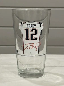 New England Patriots Tom Brady Jersey Pint Glass…….. NEW - Picture 1 of 5