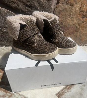 New In Box Freshly Picked brand Leopard Print Sherpa Boots Toddler Size 7 - Image 1 of 4