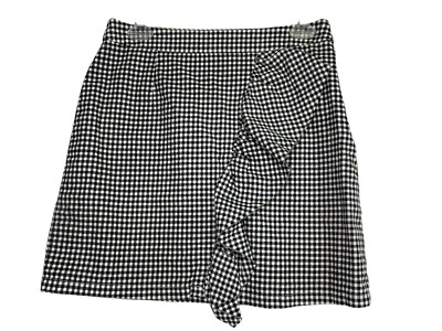 Minifalda corta Missguided negra blanca a cuadros con volantes a cuadros talla 8 Foto 1 de 4