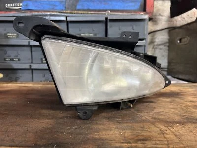 Luz antiniebla delantera izquierda para conductor 922012H000 para Hyundai Elantra 2007-2010 sedán Foto 1 de 4