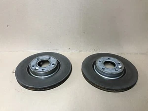 FORD FOCUS PAIR OF VENTED 5 STUD FRONT BRAKE DISCS 2012 - 2018 B909 - Picture 1 of 19