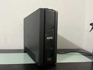 ✅ APC Back UPS XS 1500 10 Outlet Uninterruptable Power Supply BATTERY NEW - Picture 1 of 3