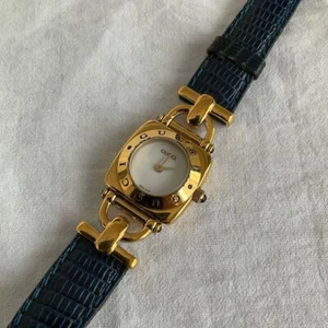 GUCCI Horsebit 6300L esfera blanca dorado reloj de cuarzo para mujer batería reemplazada JAPÓN - Imagen 1 de 6