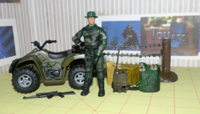 Power Team Elite World Peacekeepers 2004 MILITARY FOUR WHEELER + ACCESSORIES - Image 1 of 4