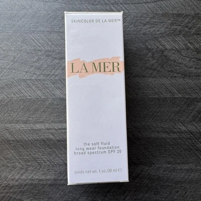 La Mer The Soft Fluid Long Wear Foundation SPF 20 Shade 250 Sand 30ml New Sealed - Image 1 of 4