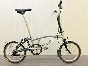 Brompton Folding Bike - Silver - 5 Speed - 1 Year Warranty - Excellent Condition - Bild 1 von 8