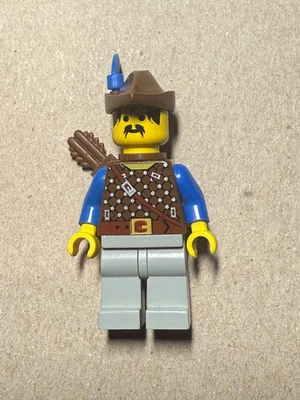 ONE LEGO CASTLE VINTAGE Dark Forest - Minifigure Blue Feather cas006 6079  - Image 1 of 4