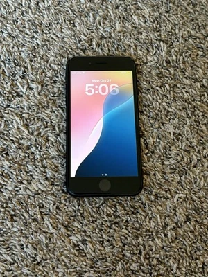 Apple iPhone SE (2nd Generation) Black, 128GB, Unlocked - Image 1 of 2