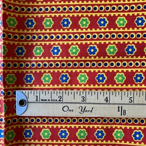 Vintage Peter Pan Floral Cotton Fabric 1 Yd L X 34” W + Extra Red Floral Cotton - Picture 1 of 3