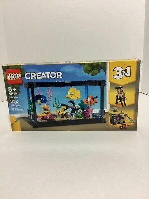 LEGO CREATOR: Fish Tank 31122 3-N-1 Set Brand New In Sealed Box - Image 1 of 3