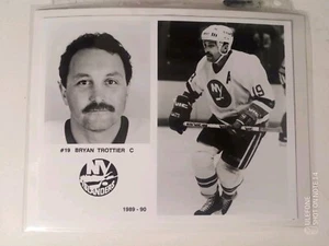 FOTO MULTIMEDIA 1989-90 NEW YORK ISLANDERS 8 X 10" BRYAN TROTTIER  - Imagen 1 de 2