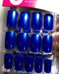 Nadeco grande a promedio Uñas 24 Piezas Azul Real Pegamento-ON Falso Longitud Media - Imagen 1 de 2