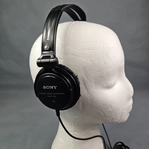 Cuffie stereo - SONY MDR-V150 auricolari cablati monitor da studio - nero - Foto 1 di 9