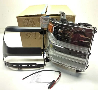 Nuevo OEM genuino GM 2016-2018 Silverado 1500 LED HID faro lámpara 84893098 diestro Foto 1 de 4