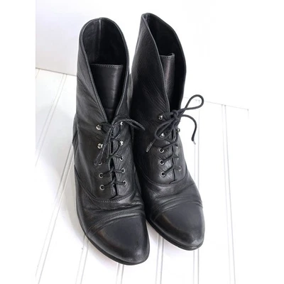 Spring Step Black Leather Lace-Up Ankle Boots 8.5 Vintage Victorian-Inspired - Image 1 of 4
