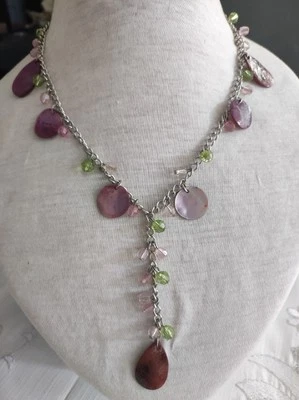 Collana  con ciondoli  madreperla perle perline catena metallo CB/125 - Immagine 1 di 2