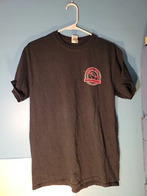 Camiseta Gráfica Essex Tech Electrical Masculina Preta/Vermelha Manga Curta Tamanho M - Imagem 1 de 4