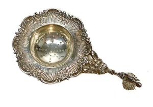 German 800 Silver Tea Strainer. Etched Foliate Flowers Figural Handle - Bild 1 von 4