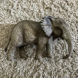 Statuetta Schleich Elephant D-73527 - Foto 1 di 6
