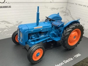1/32 scale Universal Hobbies 6270 1960 Fordson  Dexta tractor tracteur traktor - Picture 1 of 4