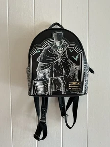 Ein sehr seltener Disney Parks Haunted Mansion Hutschachtel Ghost Loungefly schwarzer Rucksack - Bild 1 von 7