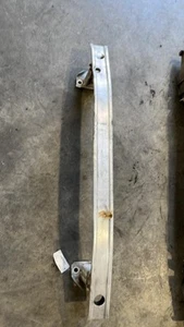 Traversa rinforzo paraurti anteriore RENAULT CLIO 3 PHASE 1 - Foto 1 di 9