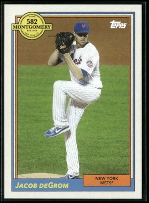 2022 Topps 582 Montgomery Club Set 2 #10 Jacob DeGrom - Image 1 of 2