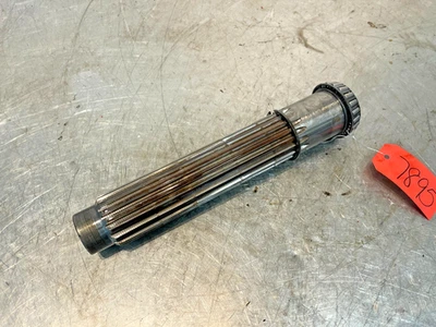 1965 International IH Farmall 656 Tractor Transmission Counter Shaft 388147R1 - Image 1 of 4