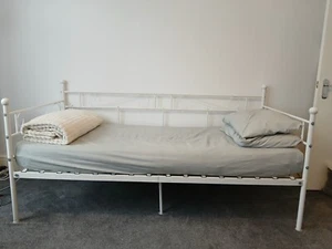 single metal day bed frame - Picture 1 of 6