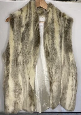 Chaleco de piel sintética BCNGeneration marrón crema grande boho beige dos tonos Foto 1 de 4