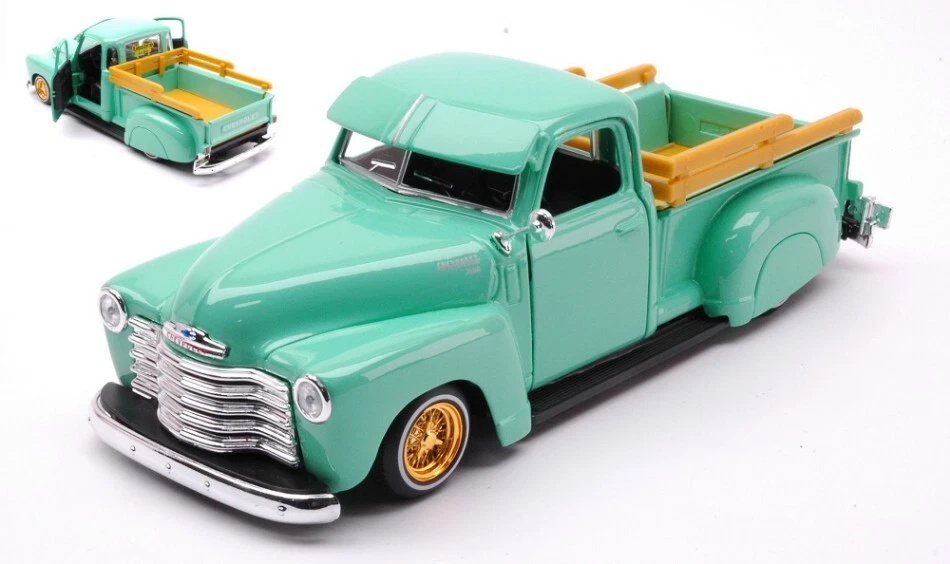 Maisto CHEVROLET 3100 PICKUP 1950 LOWRIDERS 1:24 - Immagine 1 di 1